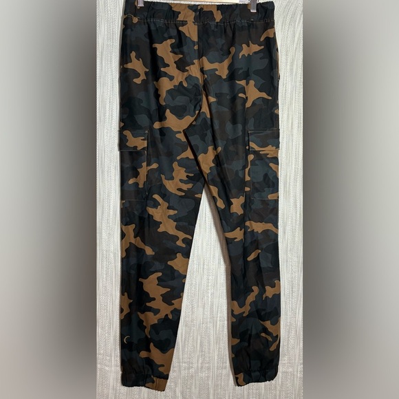 ZYIA Black and Brown Camouflage Joggers size Small - Picture 2 of 3